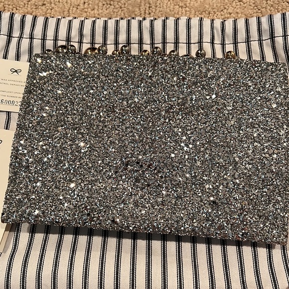 NEW Anya Hindmarch Bell Clutch (Firm Price) - Picture 5 of 5